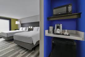 Holiday Inn Express & Suites Independence-Kansas City, an IHG hotel