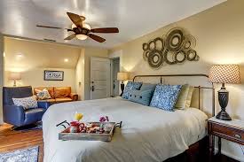 Hillcrest House Bed & Breakfast