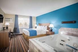 Travelodge by Wyndham Grand Forks