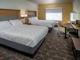 Holiday Inn & Suites Beckley, an IHG hotel