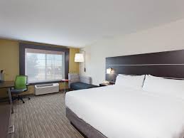 Holiday Inn Express & Suites Oakland-Airport an IHG hotel