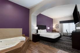 La Quinta Inn & Suites by Wyndham Huntsville Airport Madison