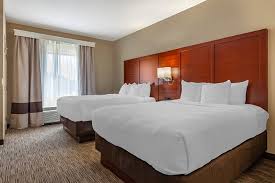 Holiday Inn Express & Suites Milwaukee Nw – Park Place, an IHG hotel
