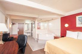 Days Inn by Wyndham Columbia I-70