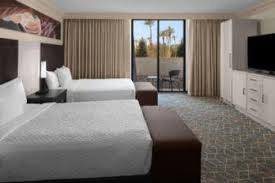 Embassy Suites by Hilton Phoenix Biltmore