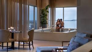 Four Seasons Hotel Chicago