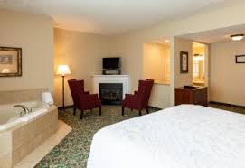 Hampton Inn & Suites Farmington