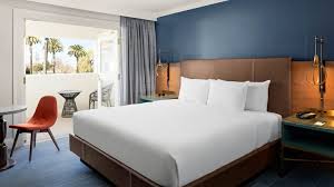 Hayes Mansion San Jose, Curio Collection by Hilton