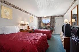 Days Inn by Wyndham Roanoke Civic Center