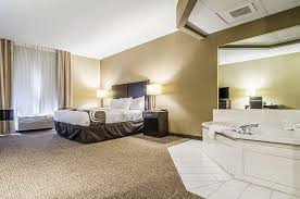 Comfort Suites Greensboro