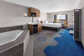 Microtel Inn & Suites by Wyndham Rapid City