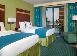 Holiday Inn & Suites Virginia Beach - North Beach, an IHG hotel