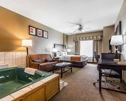 Country Inn & Suites by Radisson, Bakersfield, CA