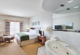 Holiday Inn Express & Suites Ft. Collins, an IHG hotel