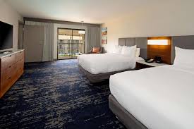 DoubleTree by Hilton Hotel Bakersfield