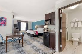 Best Western Medical Center North Inn & Suites Near Six Flags